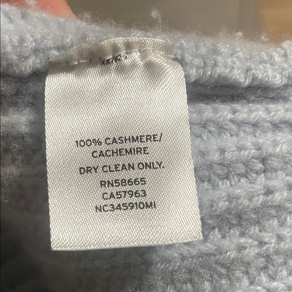 NORDSTROM COLLECTION 100% CASHMERE Women's Light Blue Turtleneck Sweater - Picture 8 of 8